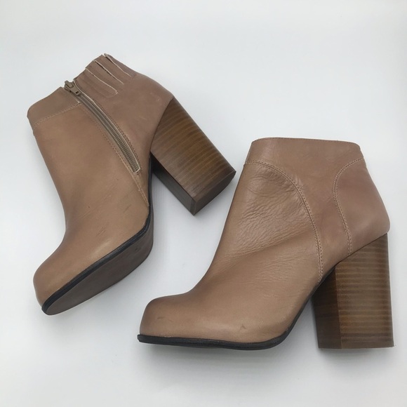 Jeffrey Campbell Leather Hanger Ankle Boot - Picture 1 of 7